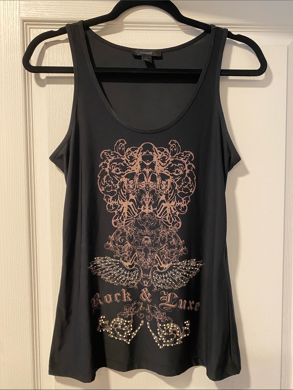 Express M Black Rock & Luxe Graphic Tank Top